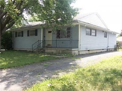 3rd image of 3519 Seabrook Ave
