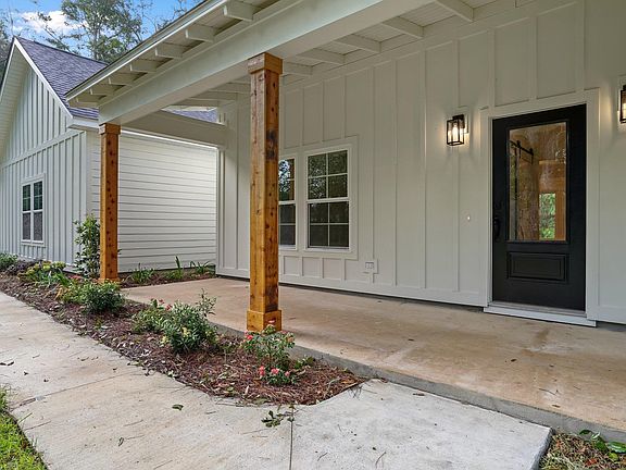 5th image of 261 Hiawatha Farms Rd