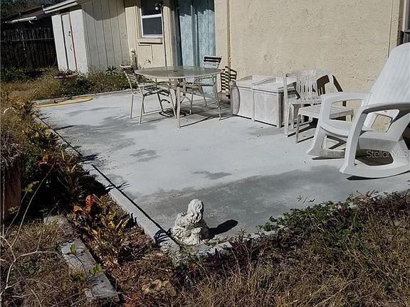 3rd image of 6453 Willow Wood Ln