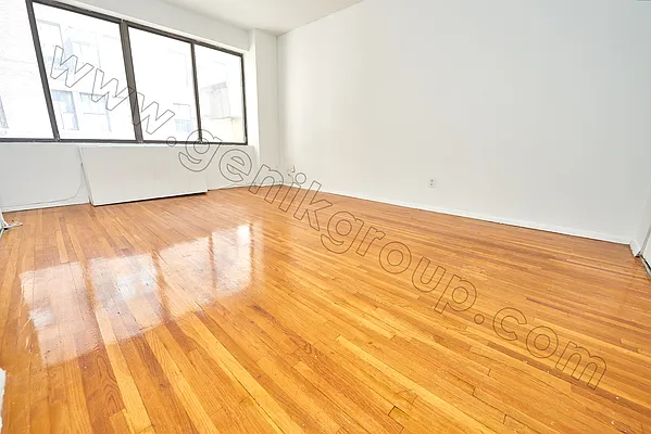 Rented by Genik Group Corp | media 26