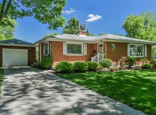 1335 Winona Ave, Aurora, IL 60506