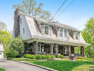 33 Barrington Rd, Ridgewood, NJ, 07450