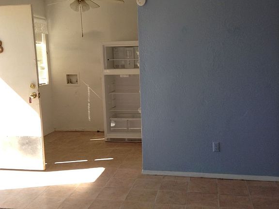 3rd image of 1602 Hawaii Ave APT B