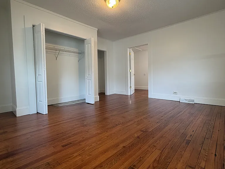 27 Sirrine St — Photo 23