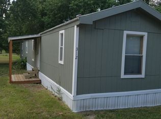 328 N Clay Aly, Riley, KS 66531