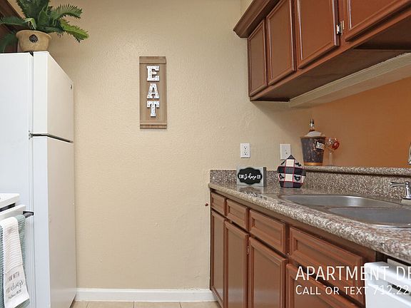 4th image of 6975 Westbranch Dr #3350