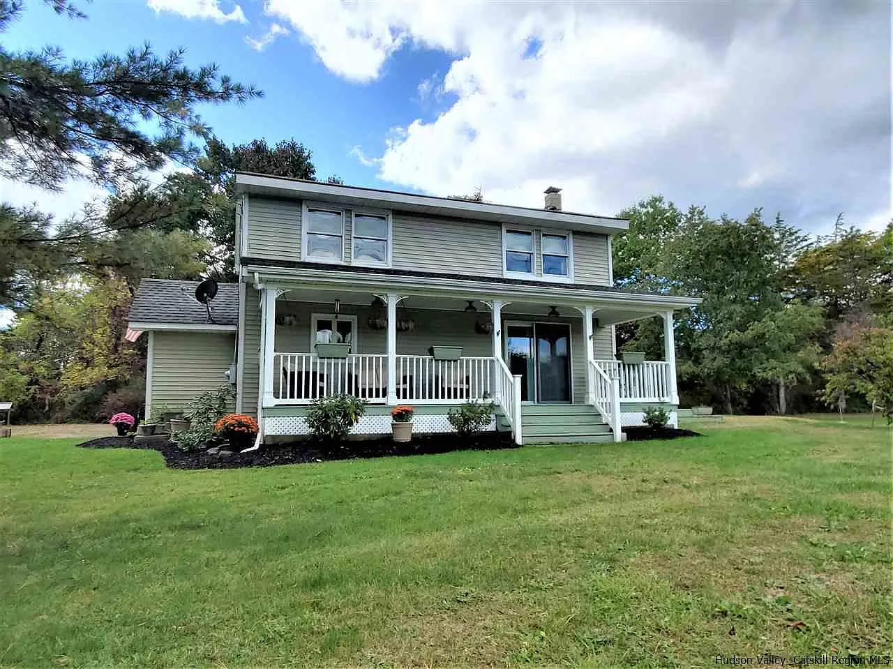 275 Mettacahonts Rd photo 1