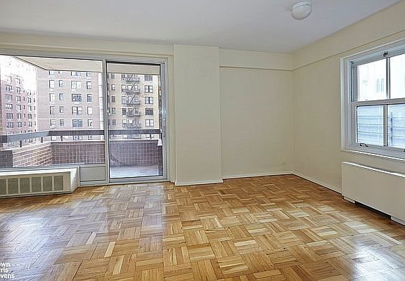 3rd image of 45 E 89th St APT 6G