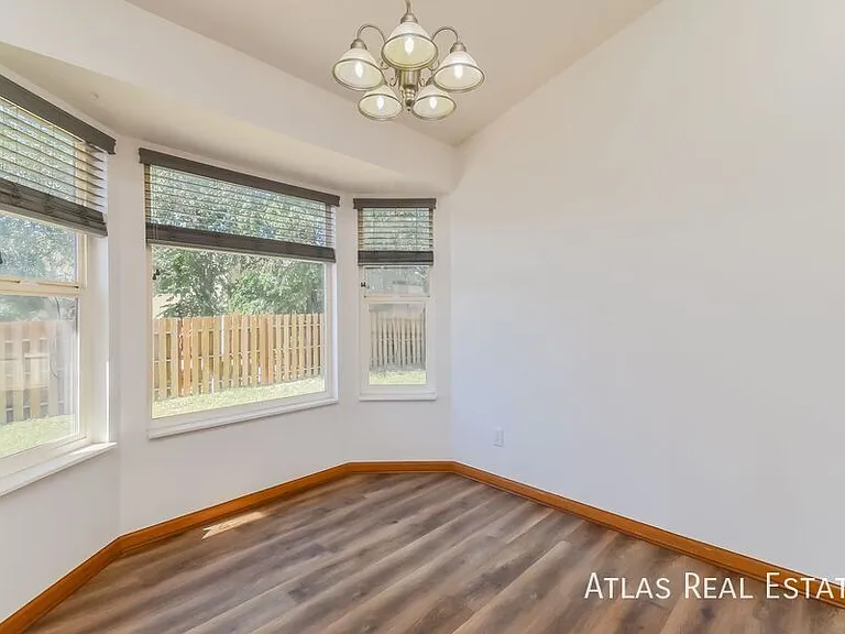5187 Fennel Dr — Photo 4