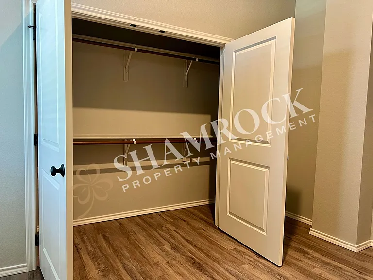 701 N New Rd #101 — Photo 8