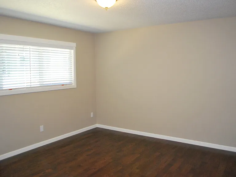 4123 SE Steele St — Photo 7