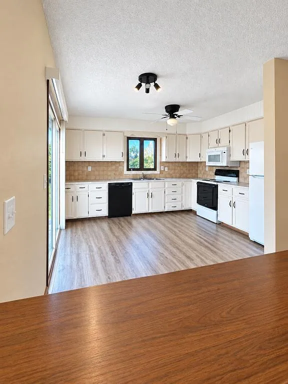 128 W Denver Ave — Photo 4