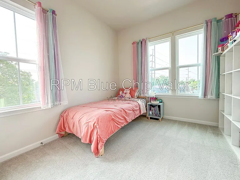 14 Wentworth Ln — Photo 22