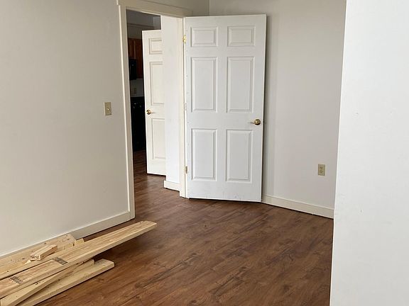 3rd image of 131 E Water St APT 204