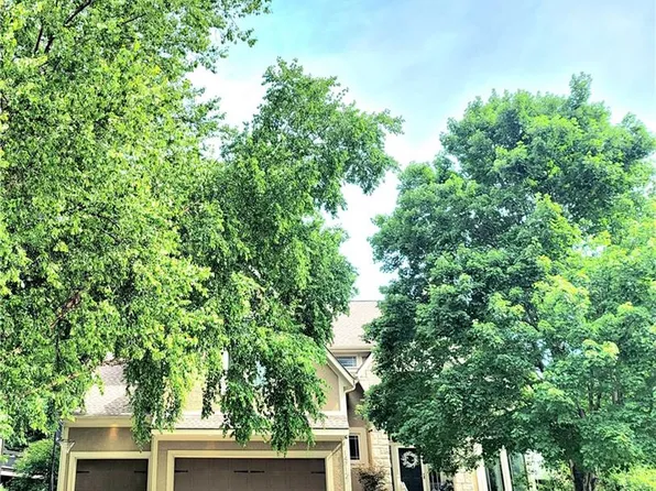 14712 W 70th St, Shawnee, KS 66216