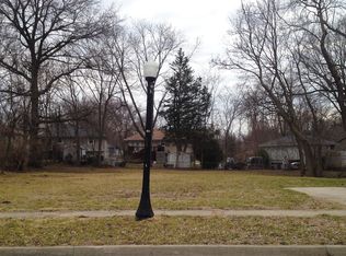 9 W Brown St, Liberty, MO 64068