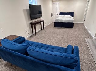 6212 Roblynn Rd, Laurel, MD 20707