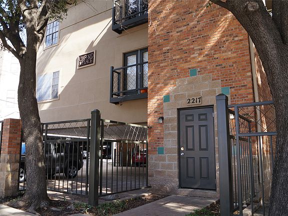 3rd image of 2217 San Gabriel St APT 305