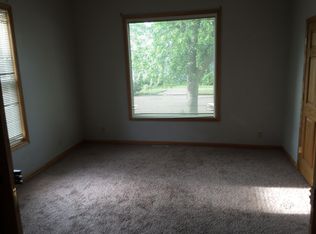 1066 W Wabasha St, Winona, MN 55987