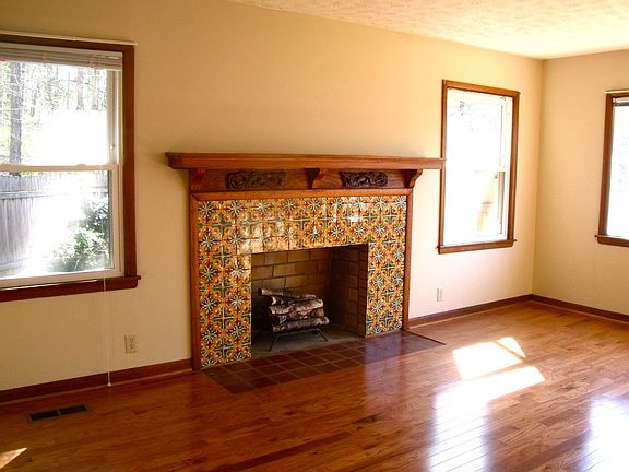 5th image of 4715 Shady Dell Trl