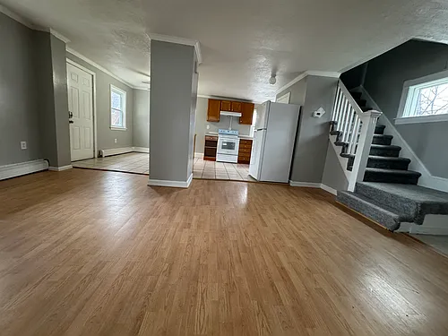 404 Hanover St #402 Photo 1
