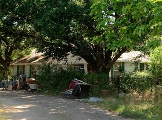 8401 County Road 107, Grandview, TX 76050