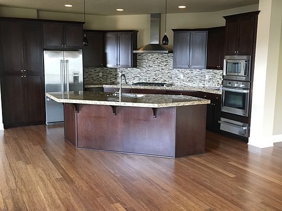 Large island, DCS appliances