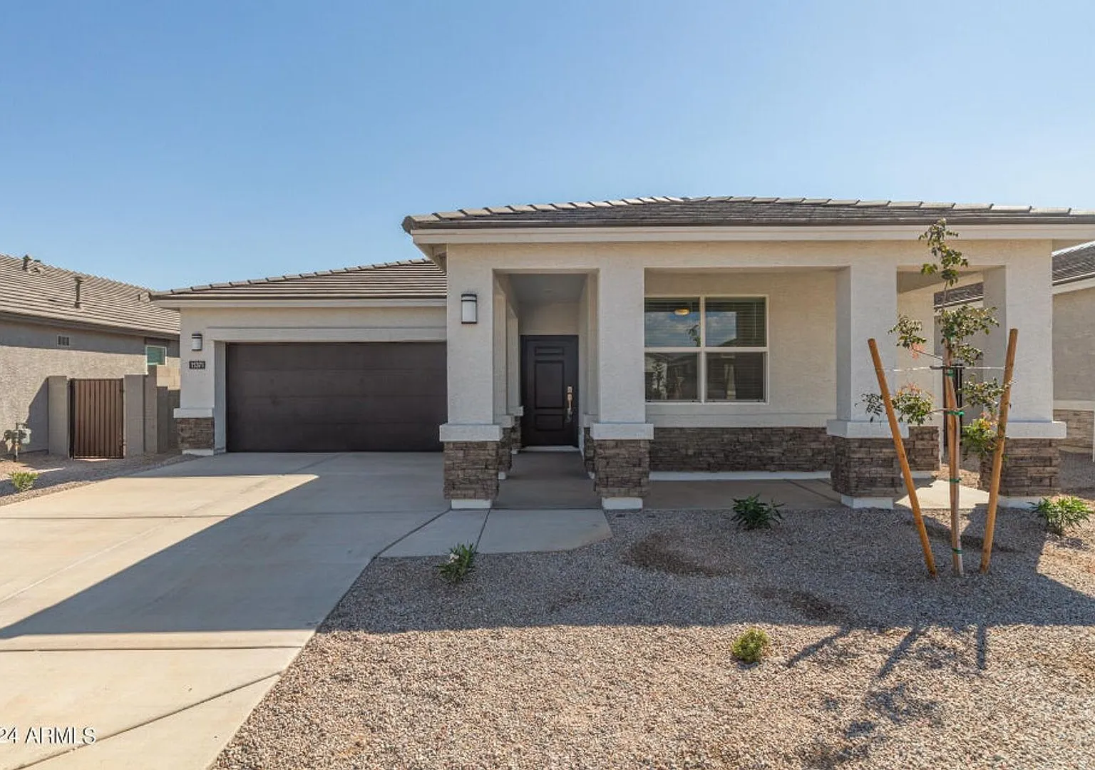 Gorgeous Brand New Home In Surprise!! — Photo 1