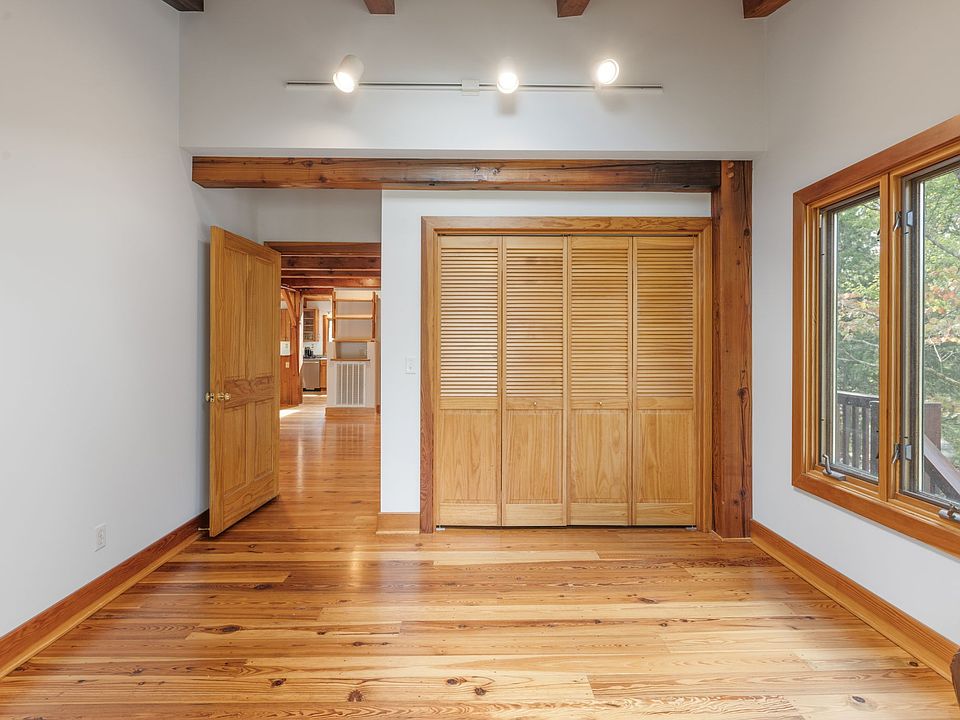 19th image of 7725 Caney Fork Rd