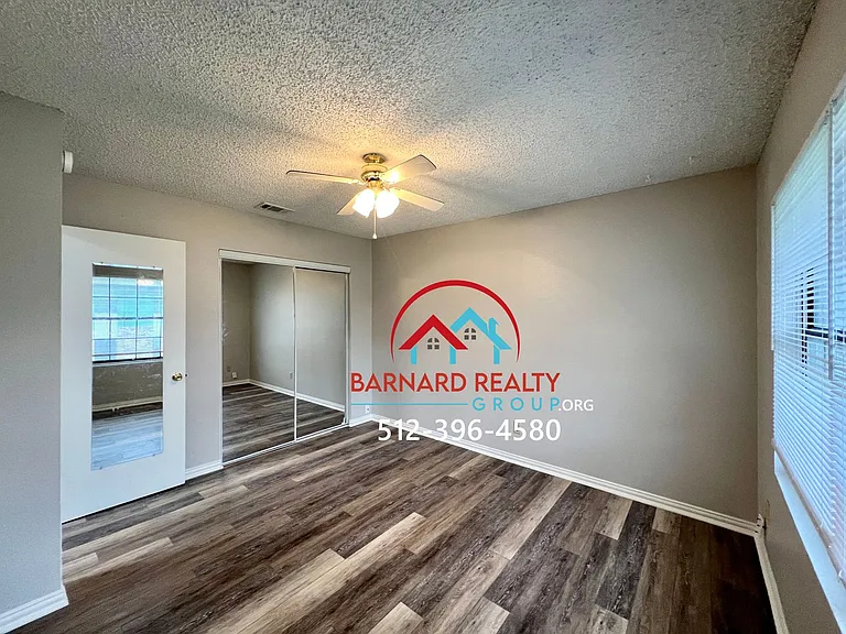 108 Lady Bird Lane — Photo 11
