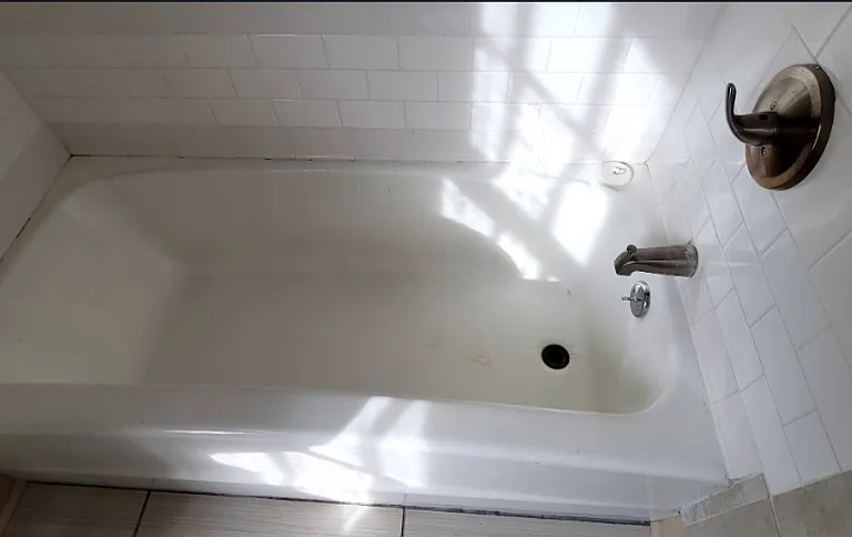Bathtub