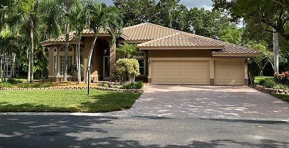 2nd image of 6556 NW 97th Drive