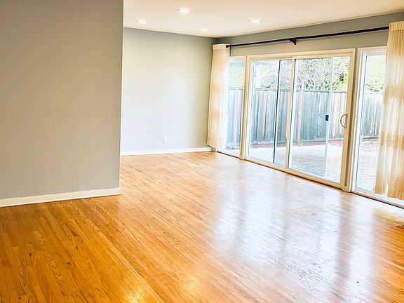 5th image of 167 Kellogg Way