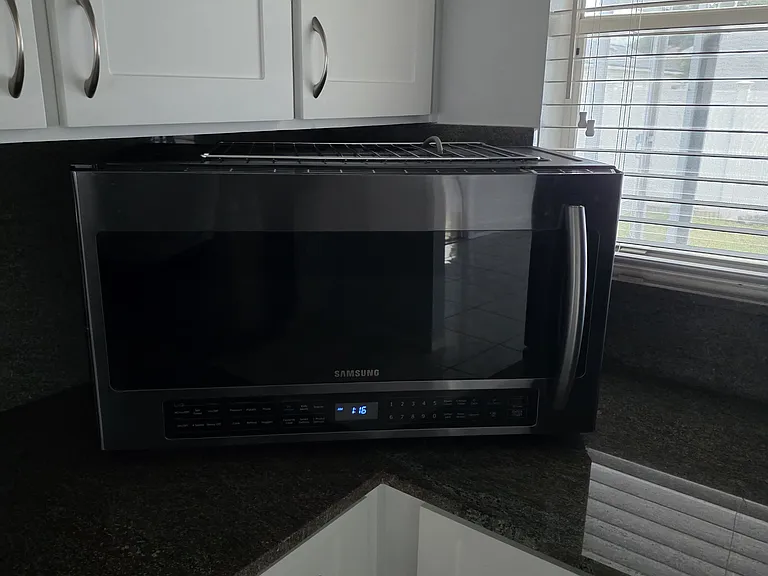 kitchen microwave oven closed