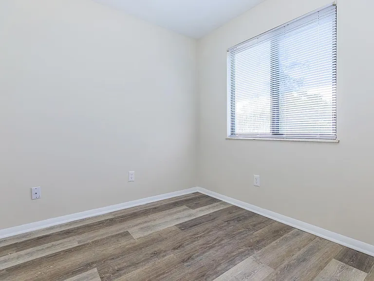 Northwoods Apartments — Photo 21