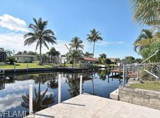 1438 Windsor Ct, Cape Coral, FL 33904