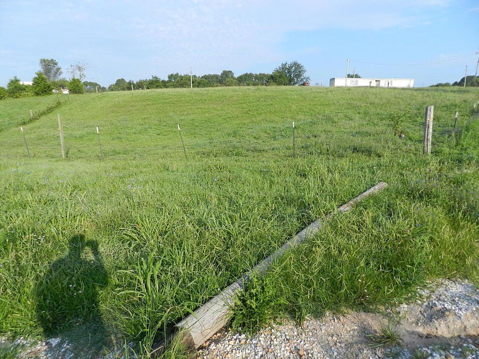 2nd image of 152 Stormy Rd