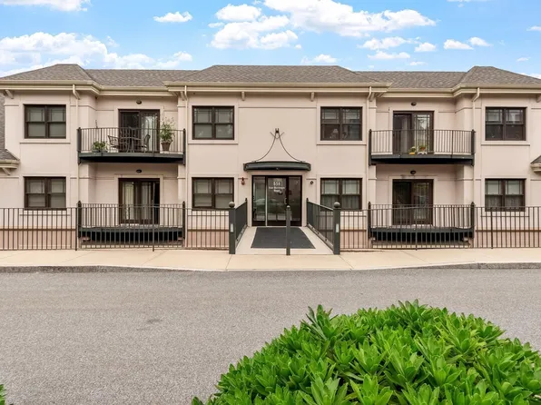 558 E Merrimack St Unit 34, Lowell, MA 01852