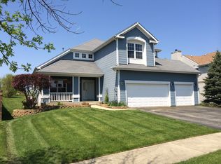 268 Wagonwood Rd, Round Lake, IL 60073