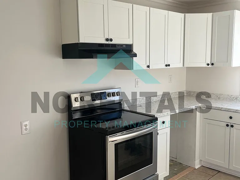 312 Walter Chambers St — Photo 7