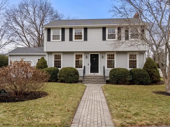 37 Standish Rd, Needham, MA 02492