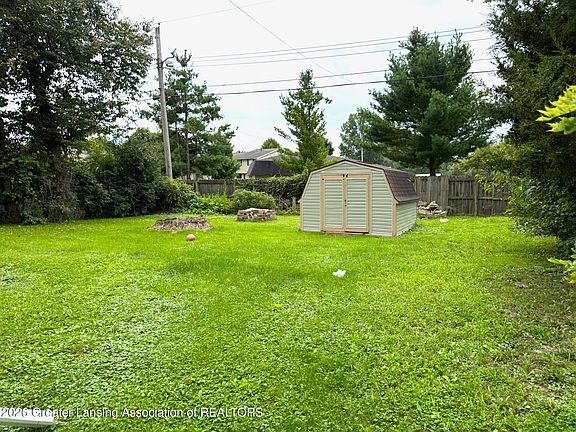 2nd image of 3613 Coachlight Common St