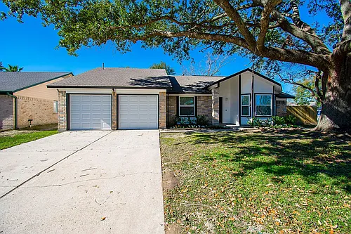 16419 N Bend Dr Photo 1