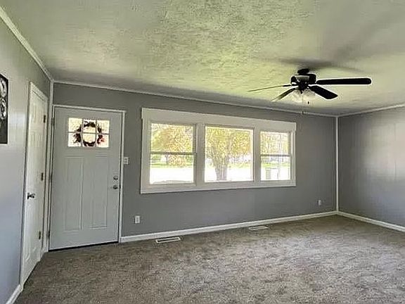 2nd image of 2309 W Memorial Dr