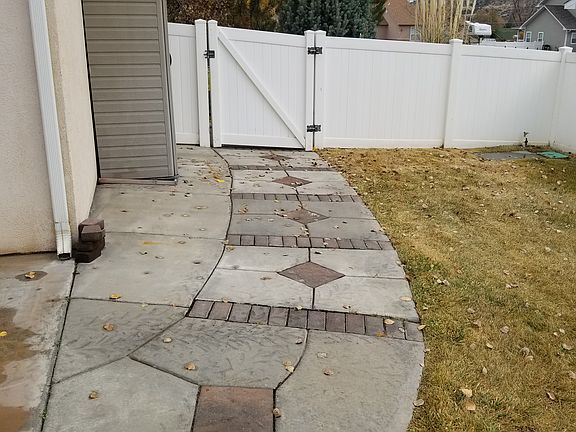 4th image of 5015 Samantha Ln