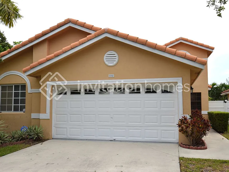 504 SW 177th Ave