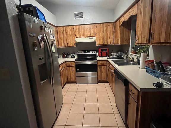 5th image of 11511 Huggins St