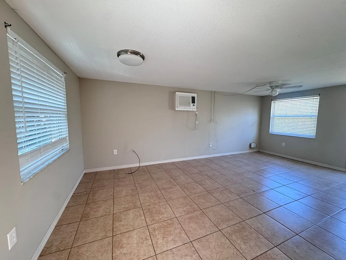 Lemon Bay Bungalows WEST — Photo 2