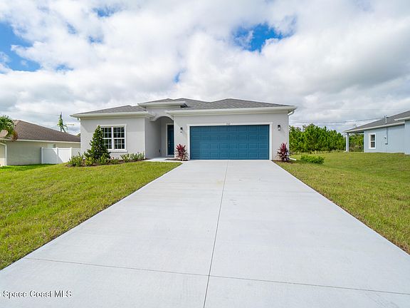 3rd image of 542 De Groodt Rd SW