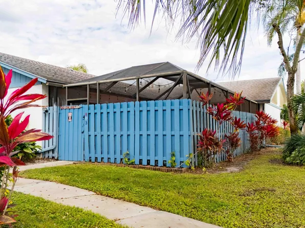 803 Timberlane Circle, Greenacres, FL 33463